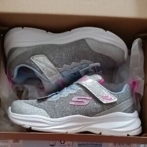 Kids 9c Skechers Sparkly Silver and Pink Sneakers
